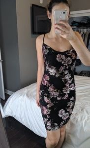 Fitted flower mini dress